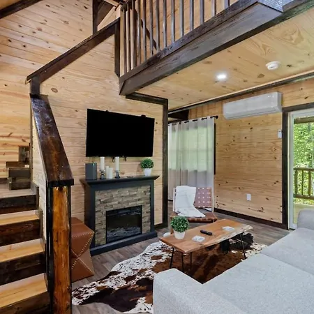 Private Cabin W King Bed And Private Hot Tub Rogers Exterior photo